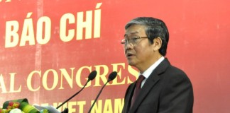 Đinh Thế Huynh, Ủy viên Bộ chính trị, cựu Thường trực Ban bí thư Trung ương đảng CSVN.