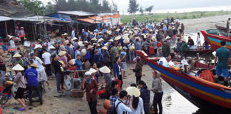 Chợ Cá Bãi Gò-Hà Tĩnh (08/05/2016)