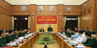 Chủ tịch nước Trần Đại Quang tham dự hội nghị và "chỉ đạo" Quân ủy trung với sự có mặt của tướng Ngô Xuân Lịch hôm 3/11/2017. Ảnh: Vietnamnet