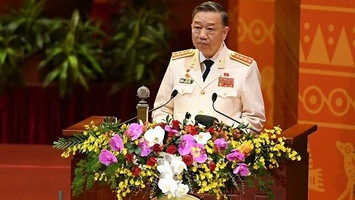 Tô Lâm Ba đe dọa 1